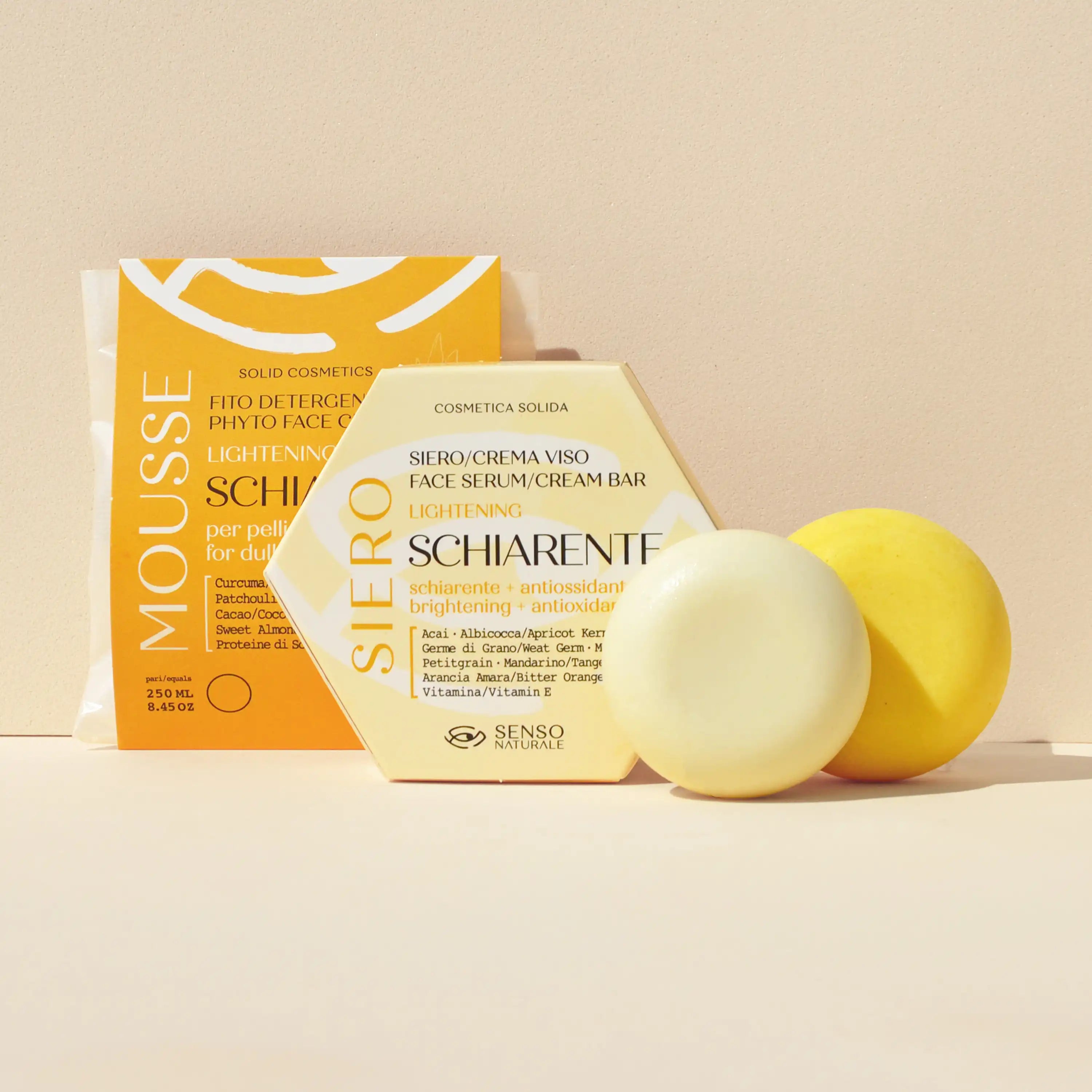 Il Kit Viso Illuminante di Senso Naturale restituisce vitalità e luminosità, rendendo l’incarnato più sano e uniforme.