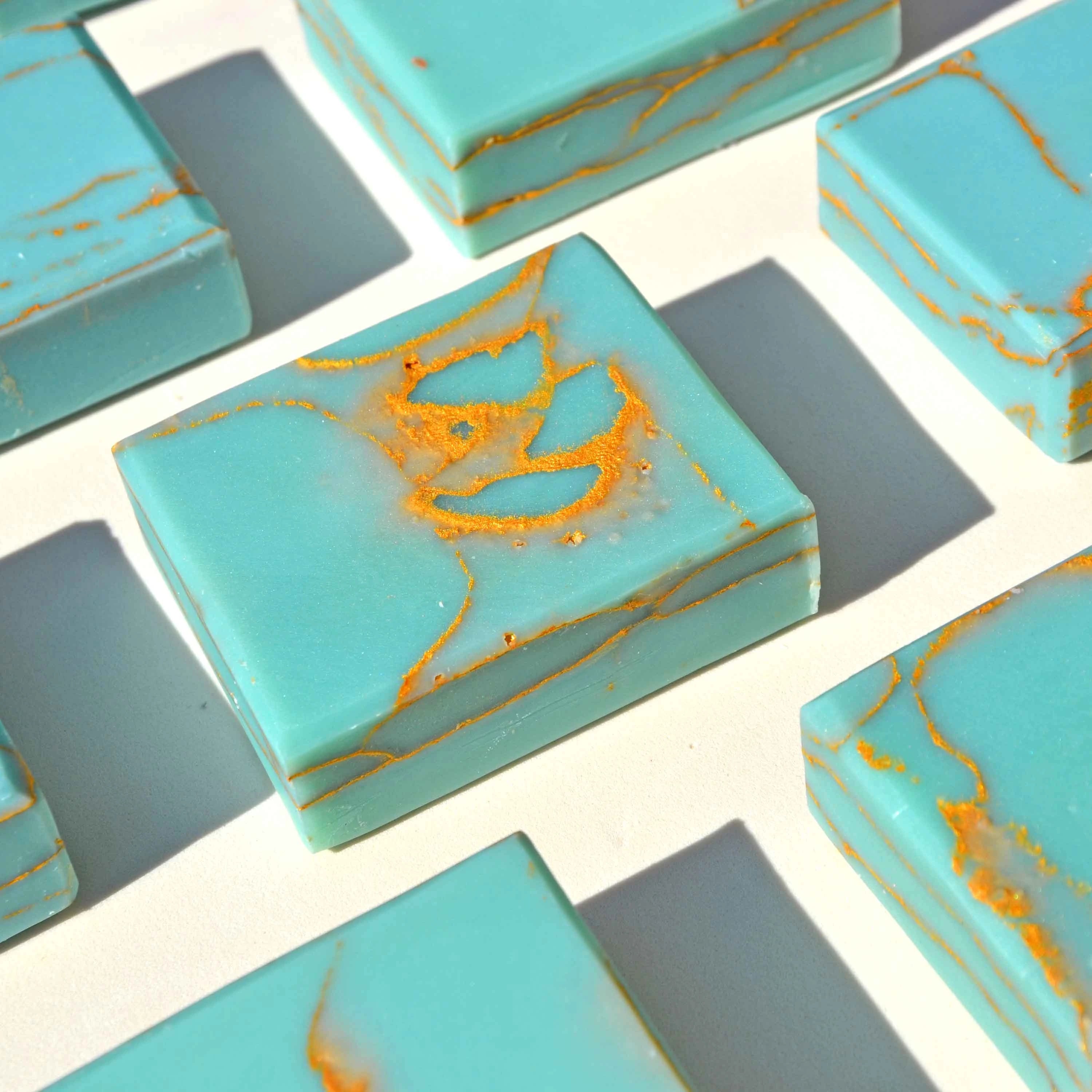 Emotion Box - SEDUCTIVE SARDINIA (Myrtle and Juniper)