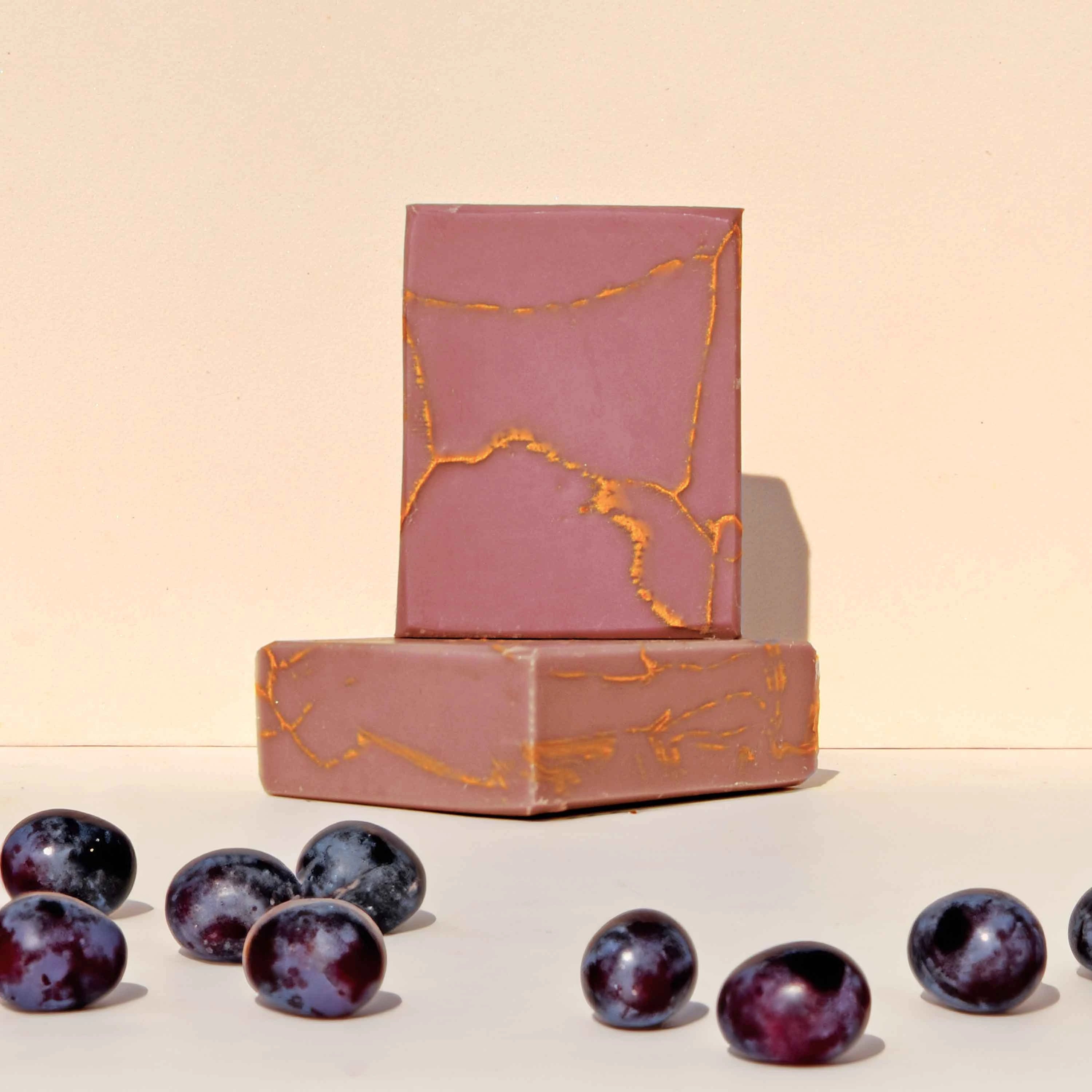 Emotion Box - WALKING IN TUSCANY (Red Wine of Montalcino Tuscany)
