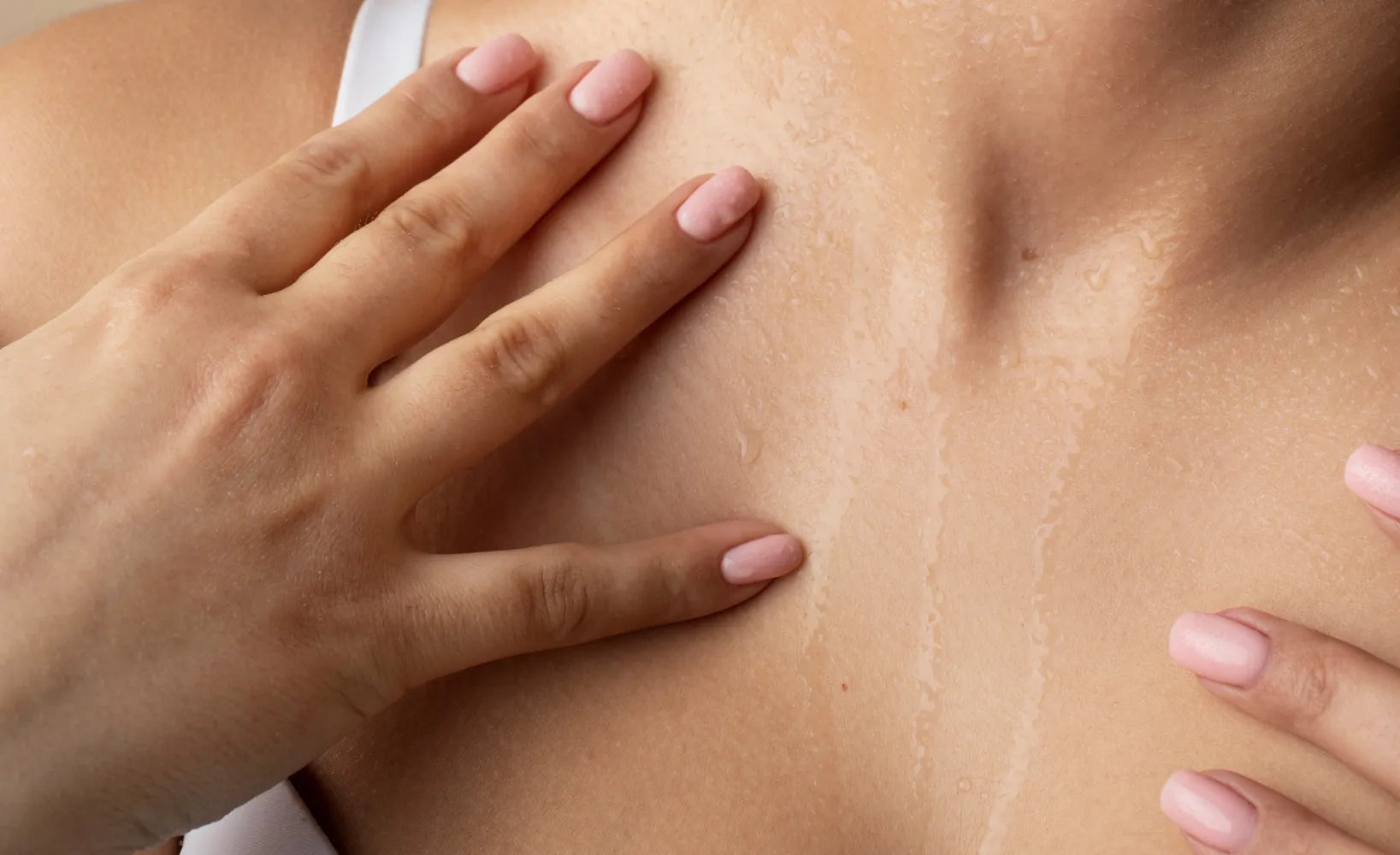 Green routine con skincare solida naturale per la cura sostenibile della pelle