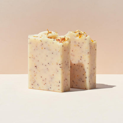 Bálsamo exfoliante corporal de avena y cedro