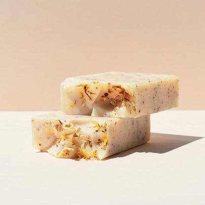 Bálsamo exfoliante corporal de avena y cedro