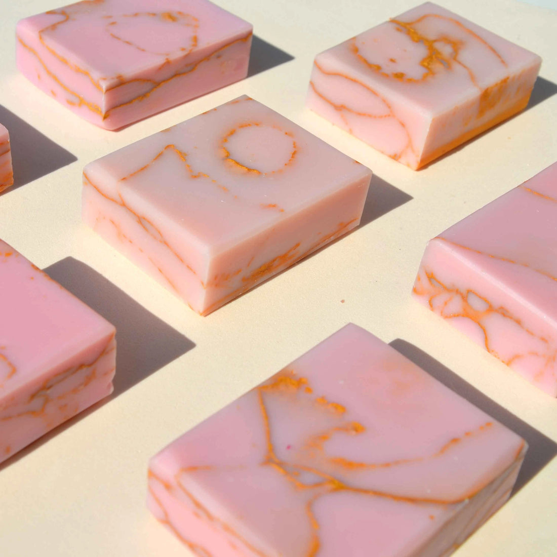 Emotion Box - ROMAN HOLIDAYS (Imperial Rose)