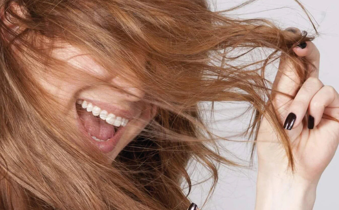 Trattamento naturale con Rosa Canina, Argan e Ylang Ylang per capelli secchi, morbidi e luminosi
