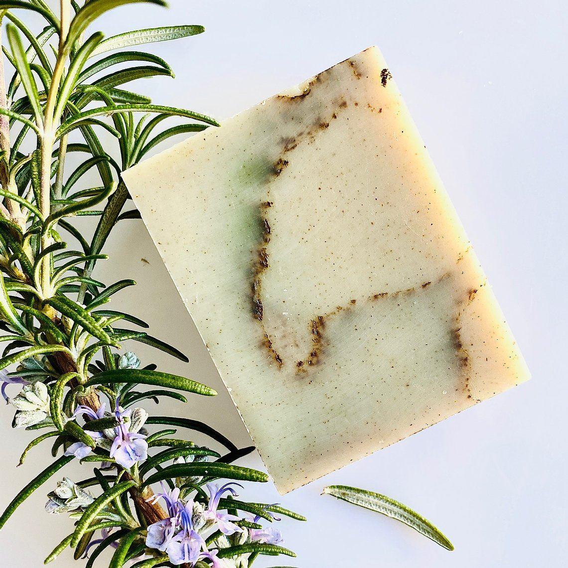 REGENERATING Scrub Cleanser - para pieles normales a mixtas